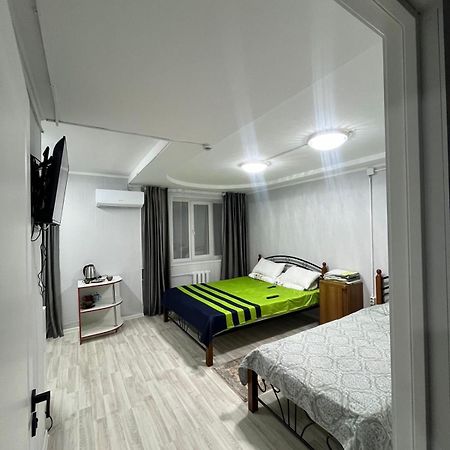 Ахметова 4 Apartment Krasnoye Pole ภายนอก รูปภาพ